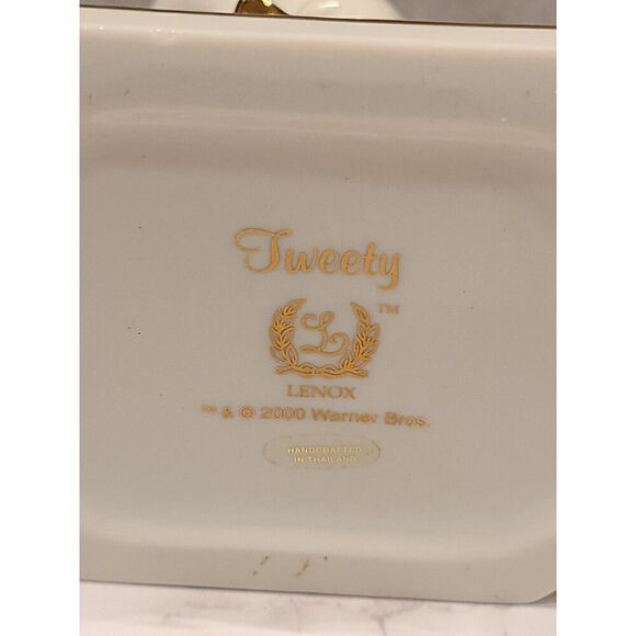 LENOX Looney Tunes TWEETY BIRD Figurine - 2000 Warner Bros RETIRED Vintage Flaw - Picture 7 of 8